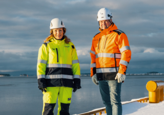 KWH logistics customers